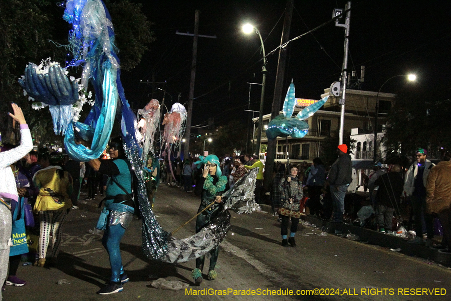 2024-Krewe-of-Muses-11090