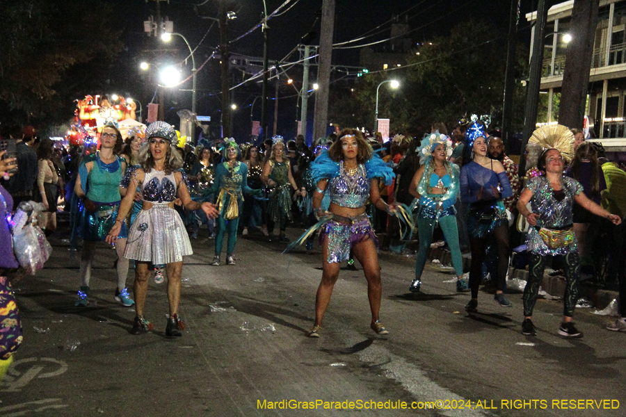 2024-Krewe-of-Muses-11094