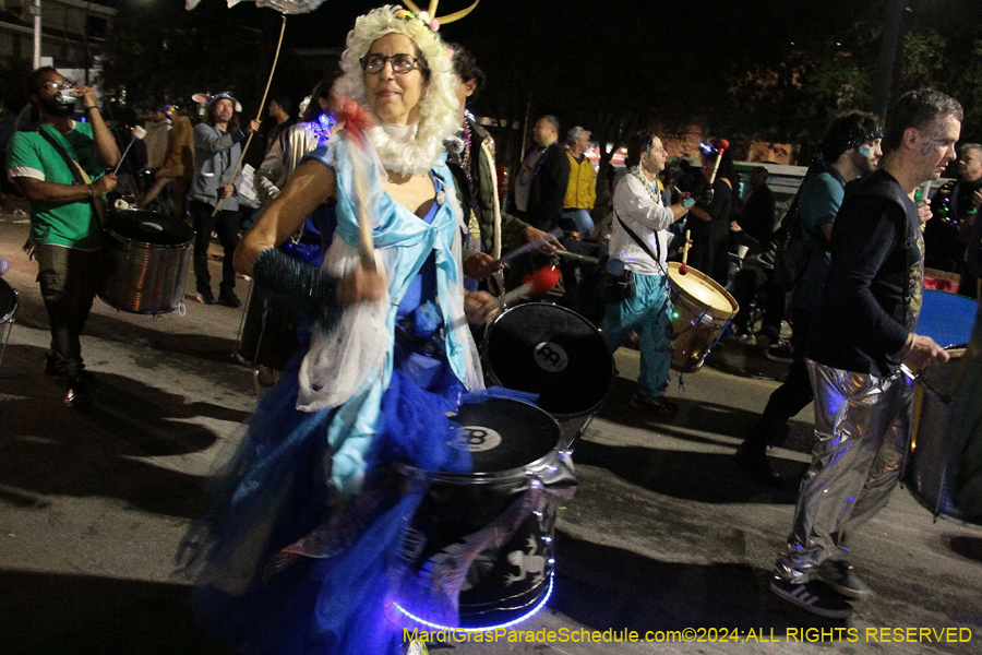 2024-Krewe-of-Muses-11098