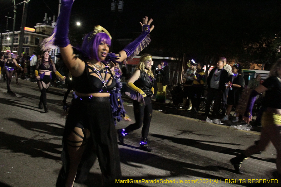 2024-Krewe-of-Muses-11114