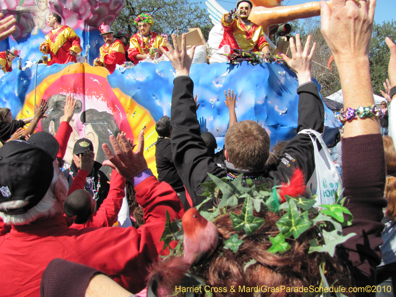 Krewe-of-Okeanos-2010-Mardi-Gras-New-Orleans-0467