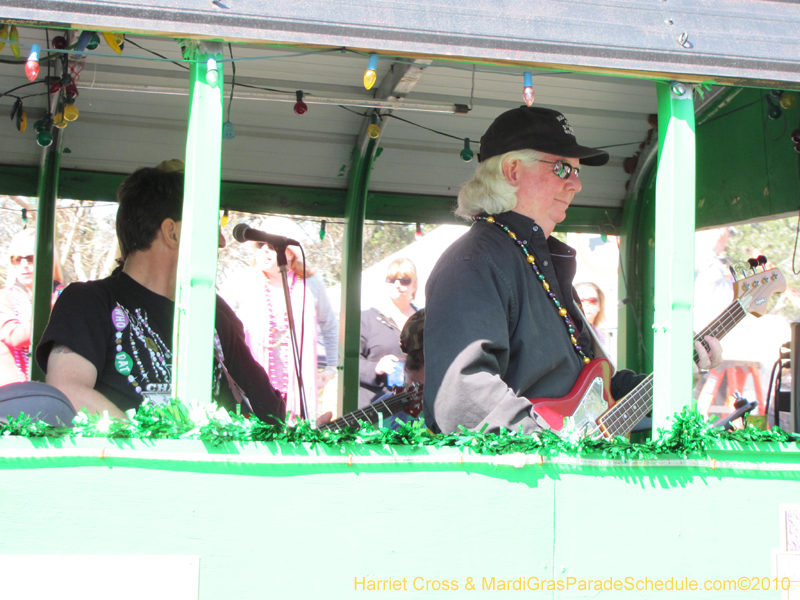 Krewe-of-Okeanos-2010-Mardi-Gras-New-Orleans-0484