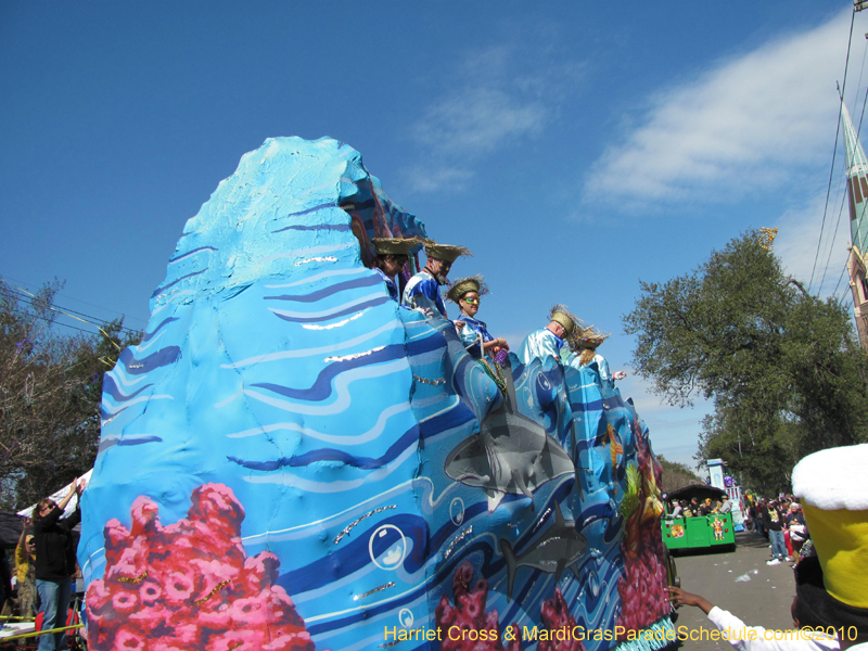 Krewe-of-Okeanos-2010-Mardi-Gras-New-Orleans-0490