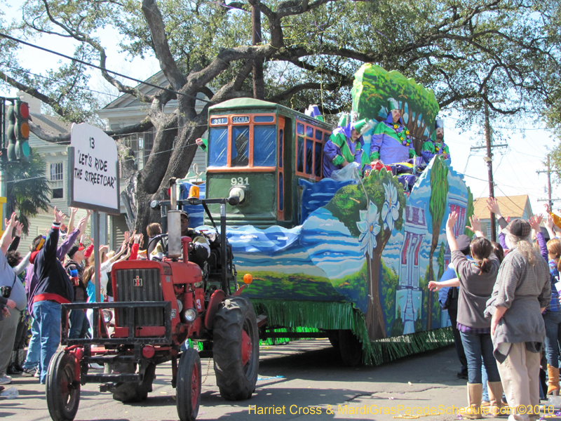 Krewe-of-Okeanos-2010-Mardi-Gras-New-Orleans-0501