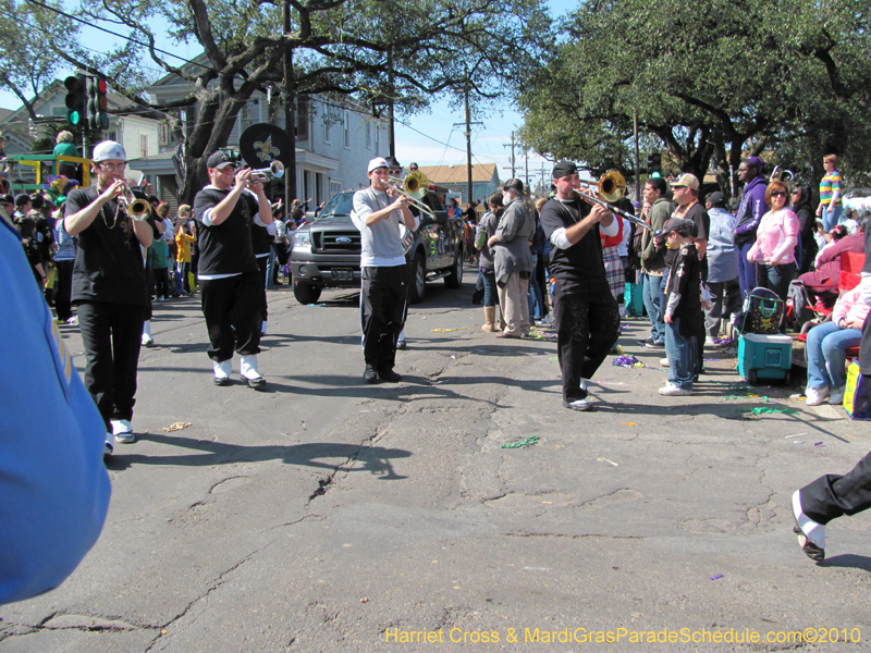 Krewe-of-Okeanos-2010-Mardi-Gras-New-Orleans-0507