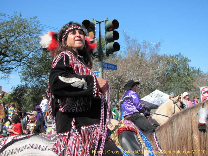 Krewe-of-Okeanos-2010-Mardi-Gras-New-Orleans-0510