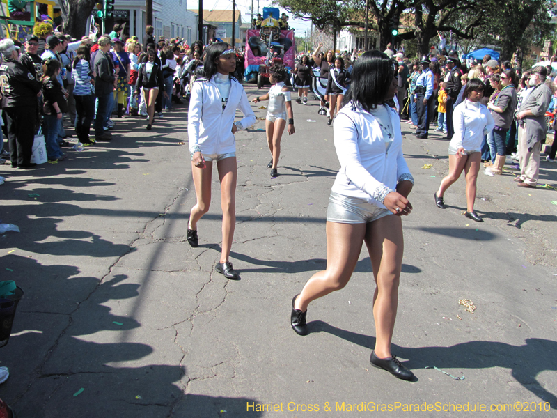 Krewe-of-Okeanos-2010-Mardi-Gras-New-Orleans-0522