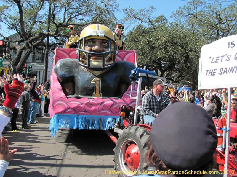 Krewe-of-Okeanos-2010-Mardi-Gras-New-Orleans-0525