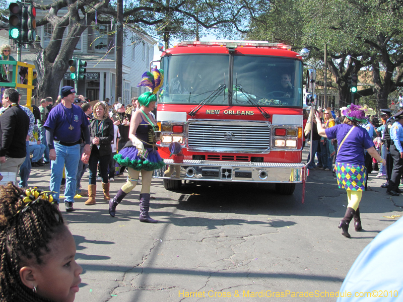 Krewe-of-Okeanos-2010-Mardi-Gras-New-Orleans-0542