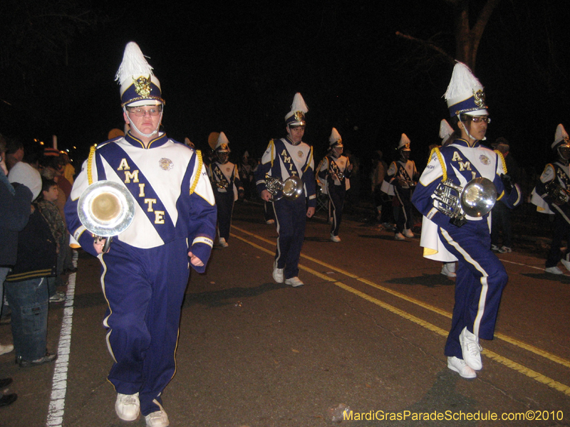 Krewe-of-Olympia-2010-Covington-Mardi-Gras-174