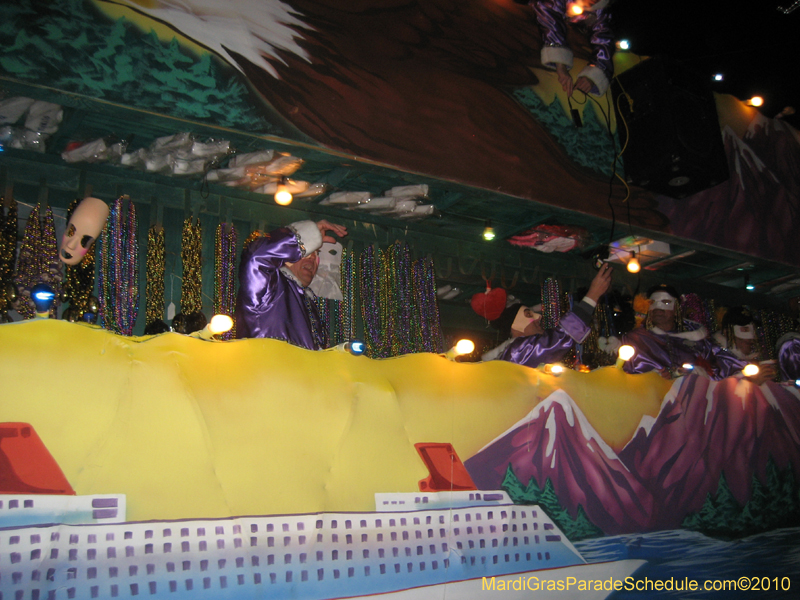 Krewe-of-Olympia-2010-Covington-Mardi-Gras-202