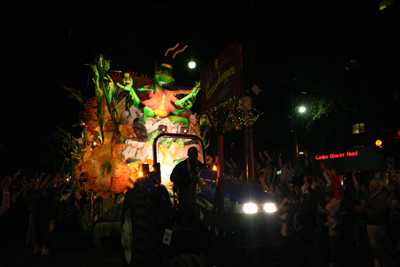 Krewe-of-Orpheus-2008-New-Orleans-Mardi-Gras-Parade-0597