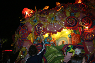 Krewe-of-Orpheus-2008-New-Orleans-Mardi-Gras-Parade-0800