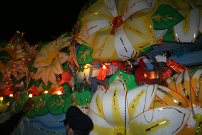 Krewe-of-Orpheus-2008-New-Orleans-Mardi-Gras-Parade-0811