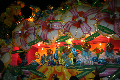 Krewe-of-Orpheus-2008-New-Orleans-Mardi-Gras-Parade-0881