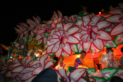 Krewe-of-Orpheus-2008-New-Orleans-Mardi-Gras-Parade-0894