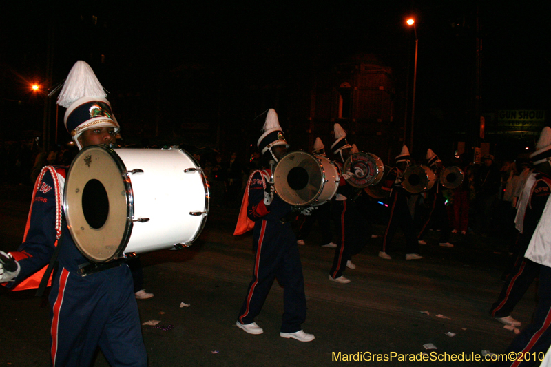 Krewe-of-Orpheus-2010-New-Orleans-Mardi-Gras-09914