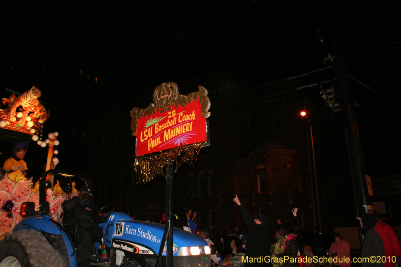 Krewe-of-Orpheus-2010-New-Orleans-Mardi-Gras-09919