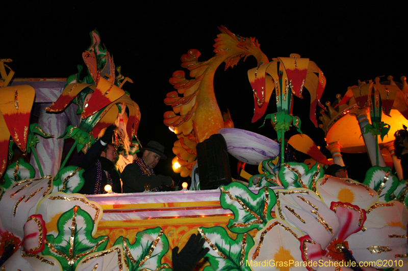 Krewe-of-Orpheus-2010-New-Orleans-Mardi-Gras-09935