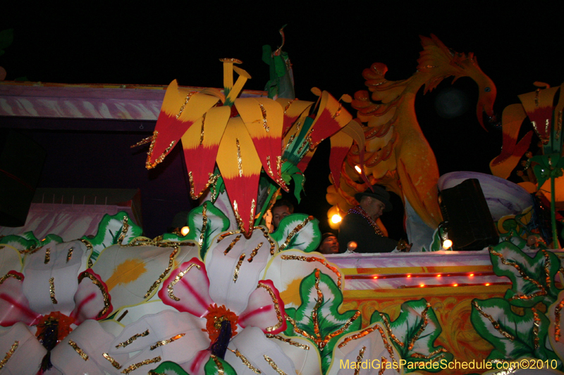 Krewe-of-Orpheus-2010-New-Orleans-Mardi-Gras-09936