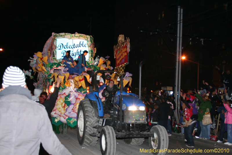 Krewe-of-Orpheus-2010-New-Orleans-Mardi-Gras-09947