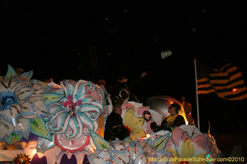 Krewe-of-Orpheus-2010-New-Orleans-Mardi-Gras-09974