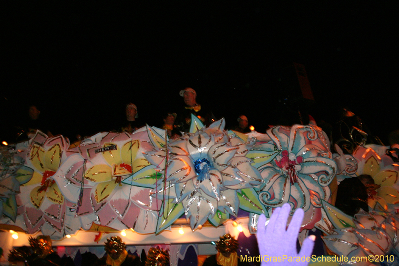 Krewe-of-Orpheus-2010-New-Orleans-Mardi-Gras-09975