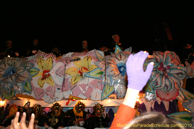 Krewe-of-Orpheus-2010-New-Orleans-Mardi-Gras-09976