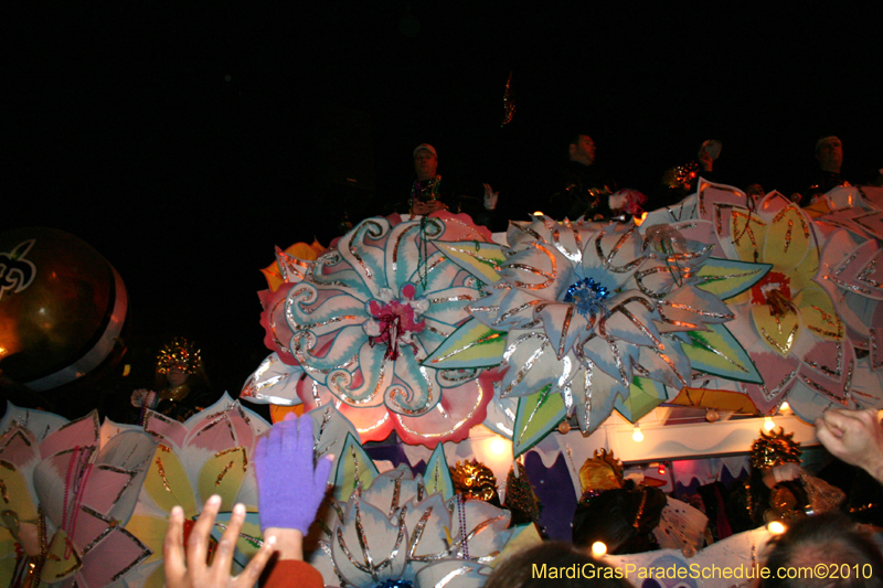 Krewe-of-Orpheus-2010-New-Orleans-Mardi-Gras-09979