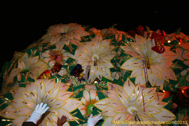 Krewe-of-Orpheus-2010-New-Orleans-Mardi-Gras-10004