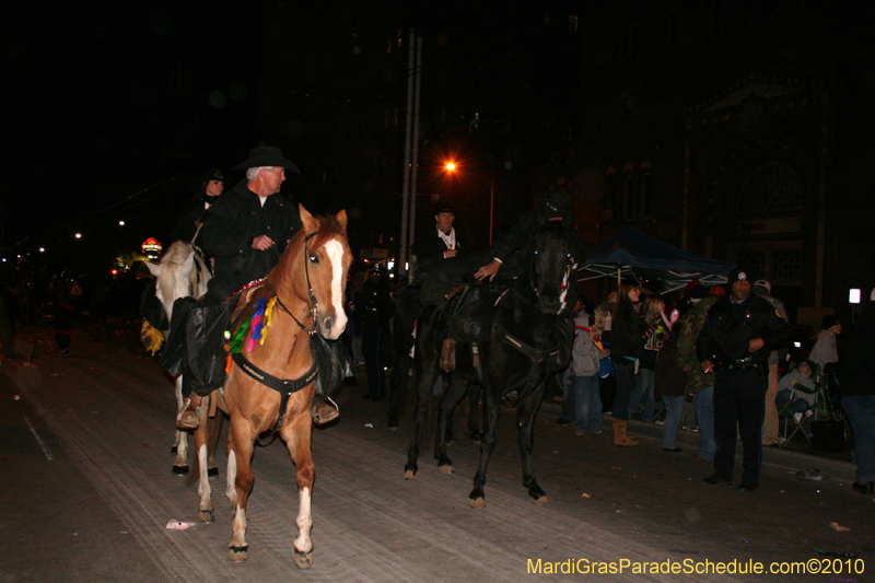 Krewe-of-Orpheus-2010-New-Orleans-Mardi-Gras-10005