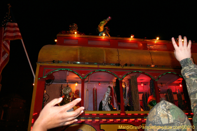 Krewe-of-Orpheus-2010-New-Orleans-Mardi-Gras-10023