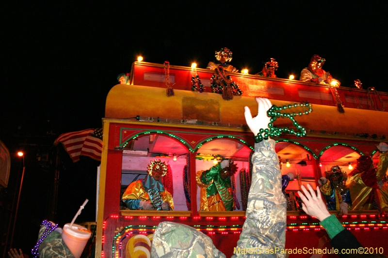 Krewe-of-Orpheus-2010-New-Orleans-Mardi-Gras-10041