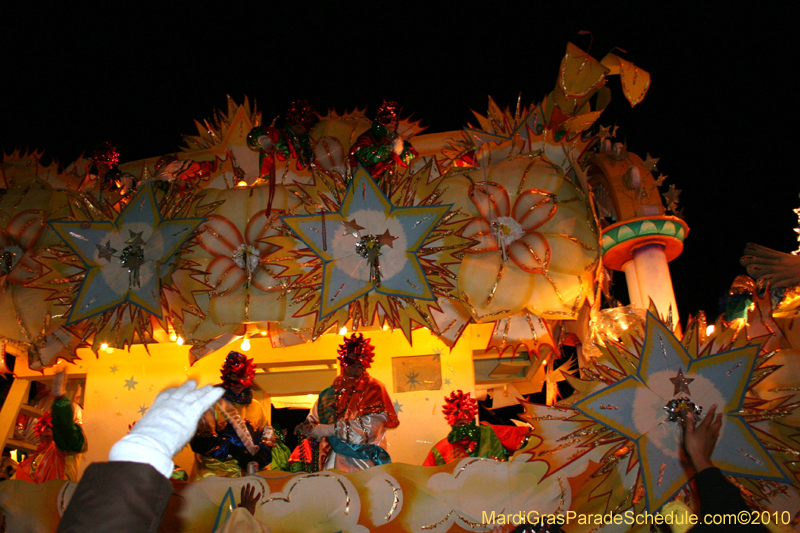 Krewe-of-Orpheus-2010-New-Orleans-Mardi-Gras-10067