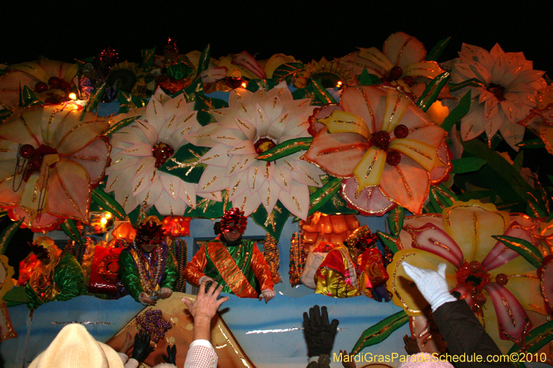 Krewe-of-Orpheus-2010-New-Orleans-Mardi-Gras-10099