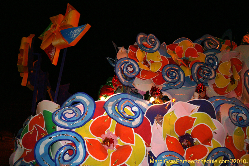 Krewe-of-Orpheus-2010-New-Orleans-Mardi-Gras-10119