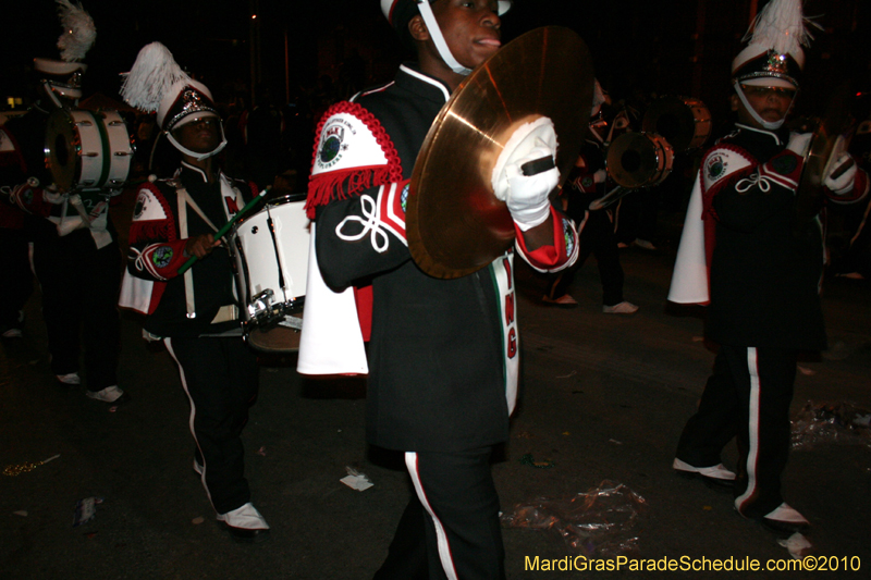 Krewe-of-Orpheus-2010-New-Orleans-Mardi-Gras-10125