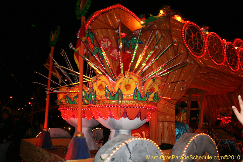 Krewe-of-Orpheus-2010-New-Orleans-Mardi-Gras-10149