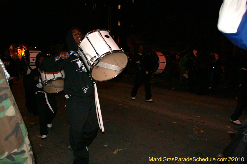 Krewe-of-Orpheus-2010-New-Orleans-Mardi-Gras-10175