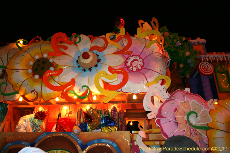 Krewe-of-Orpheus-2010-New-Orleans-Mardi-Gras-10181