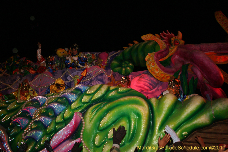 Krewe-of-Orpheus-2010-New-Orleans-Mardi-Gras-10208