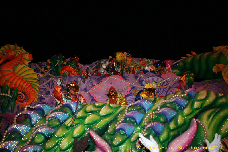 Krewe-of-Orpheus-2010-New-Orleans-Mardi-Gras-10209