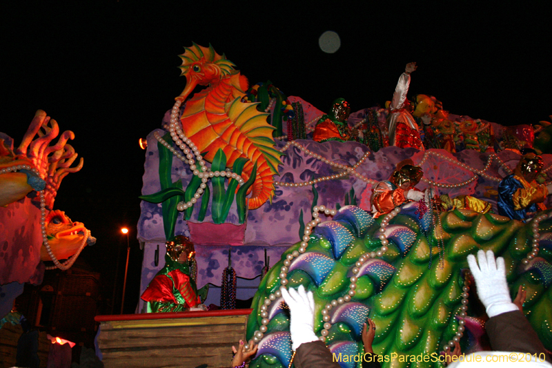 Krewe-of-Orpheus-2010-New-Orleans-Mardi-Gras-10210