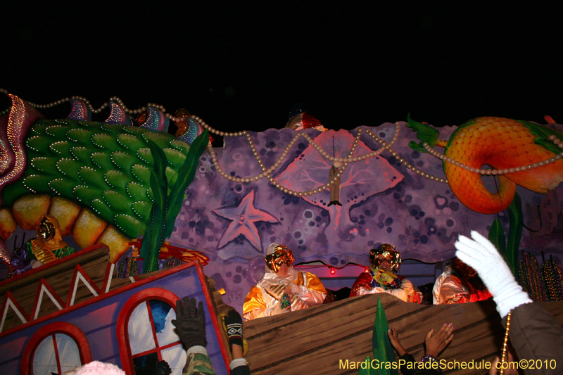 Krewe-of-Orpheus-2010-New-Orleans-Mardi-Gras-10212