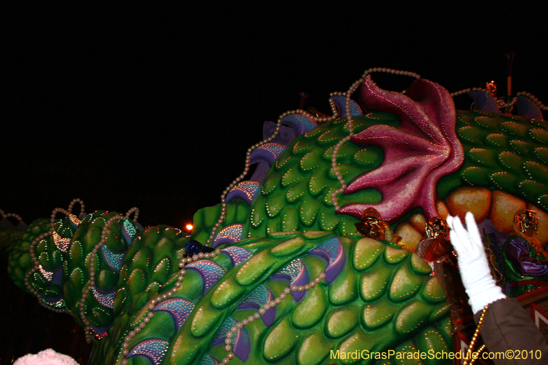 Krewe-of-Orpheus-2010-New-Orleans-Mardi-Gras-10214