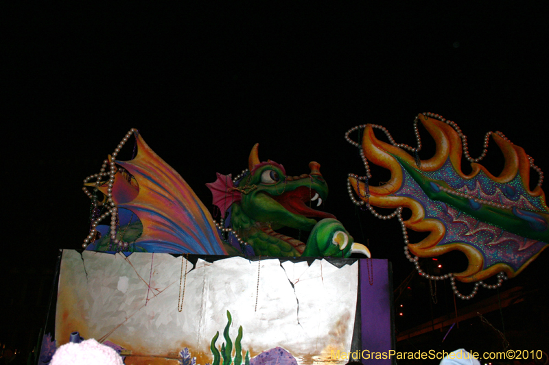 Krewe-of-Orpheus-2010-New-Orleans-Mardi-Gras-10217