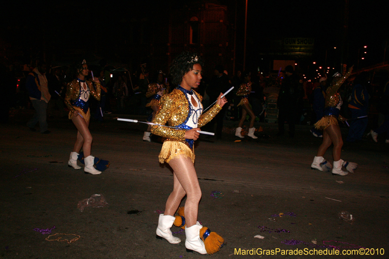 Krewe-of-Orpheus-2010-New-Orleans-Mardi-Gras-10245