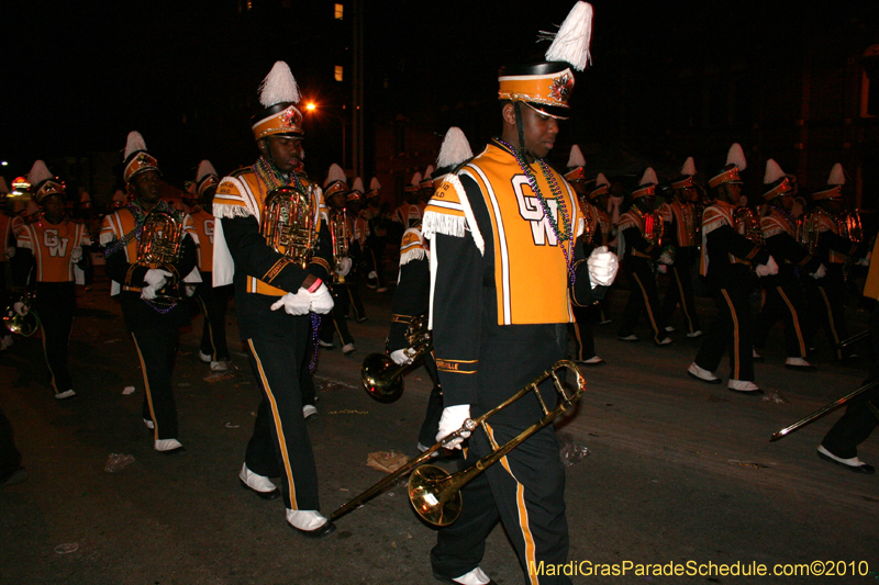 Krewe-of-Orpheus-2010-New-Orleans-Mardi-Gras-10270