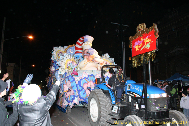 Krewe-of-Orpheus-2010-New-Orleans-Mardi-Gras-10273