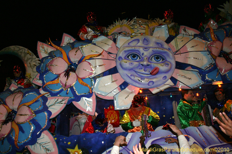 Krewe-of-Orpheus-2010-New-Orleans-Mardi-Gras-10280